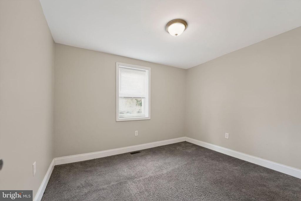 Image 14 of property listing at 2809 TAYLOR AVE, Baltimore, MD 21234