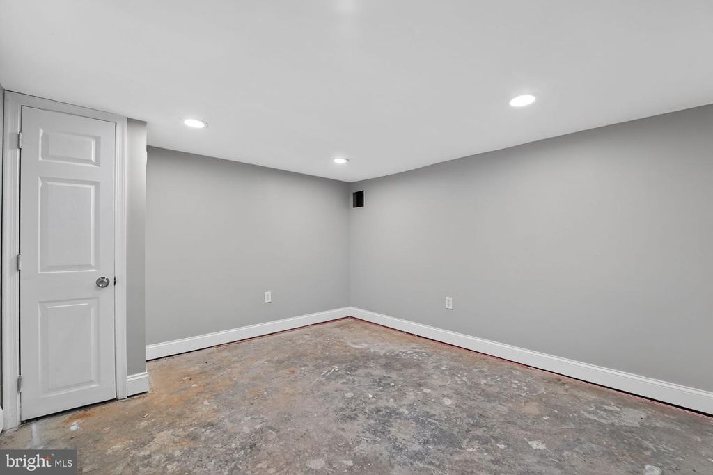 Image 26 of property listing at 2809 TAYLOR AVE, Baltimore, MD 21234