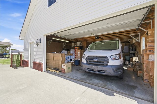 226 Fredonia Street, Elm Springs, AR 72762