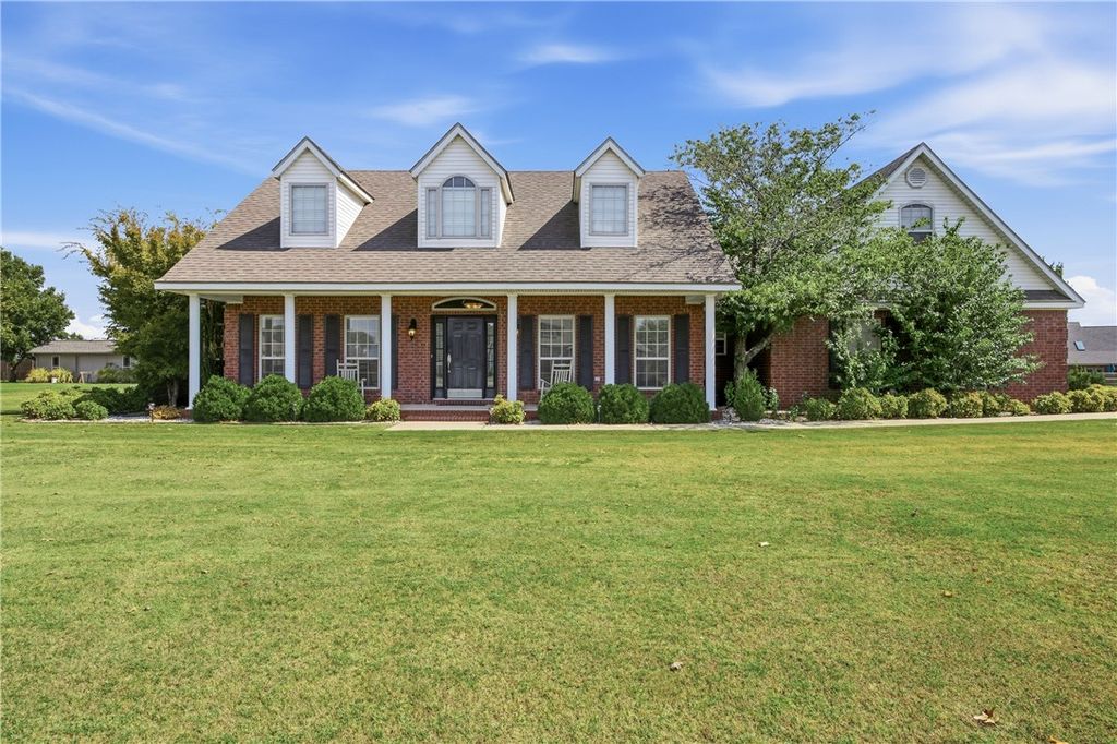 226 Fredonia Street, Elm Springs, AR 72762