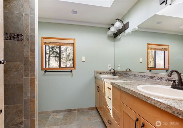 3155 Fox Spit Road, Langley, WA 98260