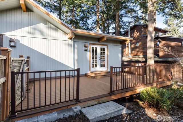 3155 Fox Spit Road, Langley, WA 98260