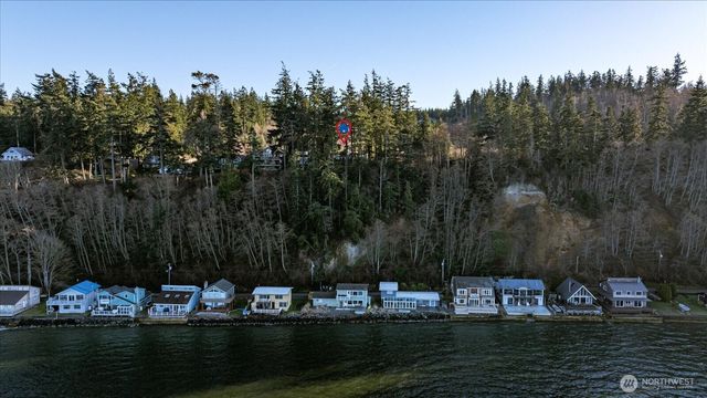 3155 Fox Spit Road, Langley, WA 98260