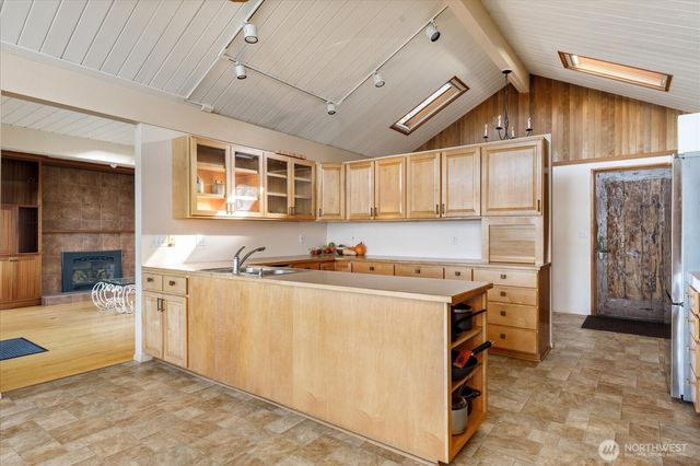 3155 Fox Spit Road, Langley, WA 98260