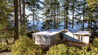 3155 Fox Spit Road, Langley, WA 98260