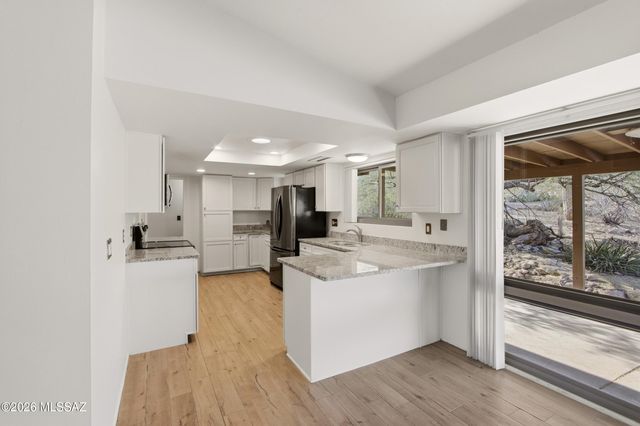 9141 E Indian Canyon Road, Tucson, AZ 85749