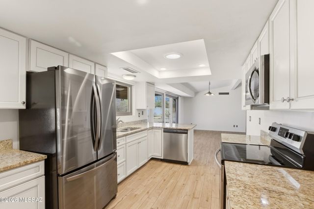 9141 E Indian Canyon Road, Tucson, AZ 85749