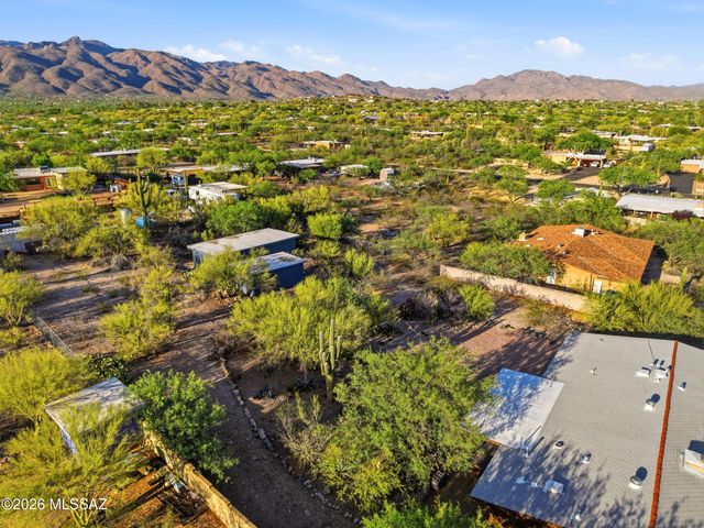 9141 E Indian Canyon Road, Tucson, AZ 85749
