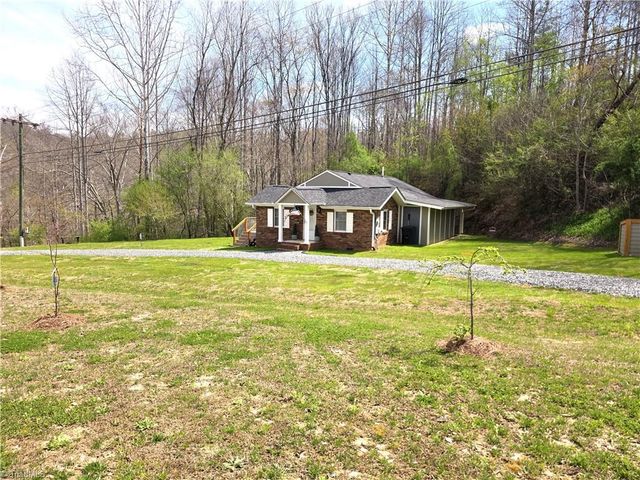 3737 NC Highway 704 W, Westfield, NC 27053