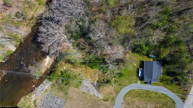 3737 NC Highway 704 W, Westfield, NC 27053