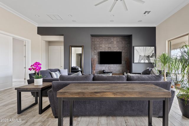 18020 E INDIANA Avenue, Queen Creek, AZ 85142