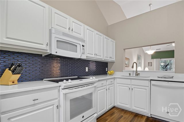 11 River Trace Court, Savannah, GA 31410