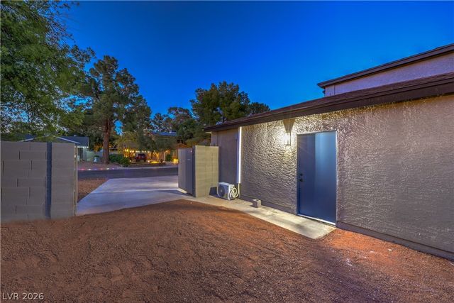 4617 Pacer Avenue, North Las Vegas, NV 89031