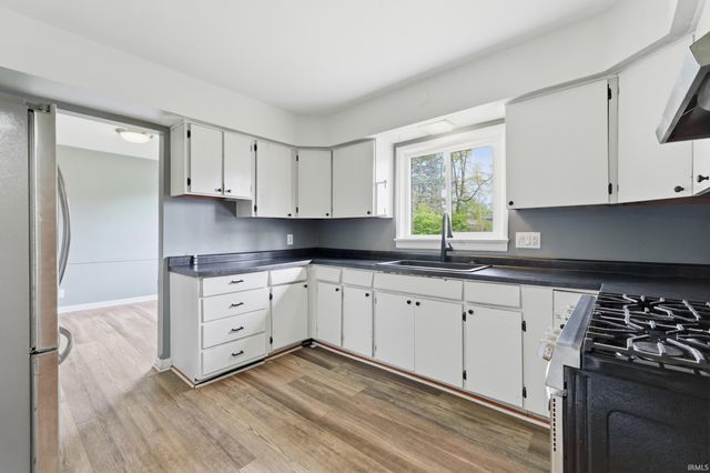 2914 Glenwood Avenue, Fort Wayne, IN 46805