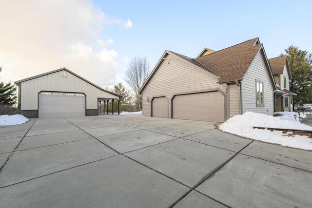 S90W27045 Norway DRIVE, Mukwonago, WI 53149