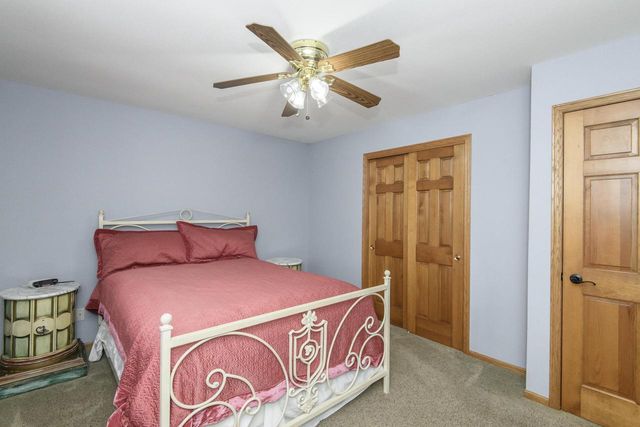 S90W27045 Norway DRIVE, Mukwonago, WI 53149