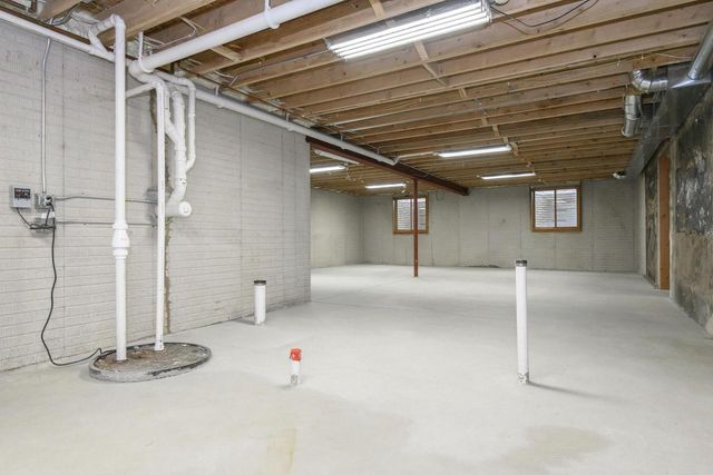 S90W27045 Norway DRIVE, Mukwonago, WI 53149