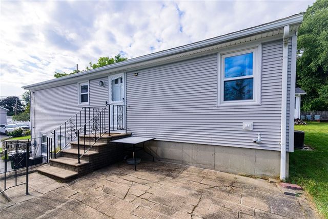 105 Walnut Street, Johnston, RI 02919