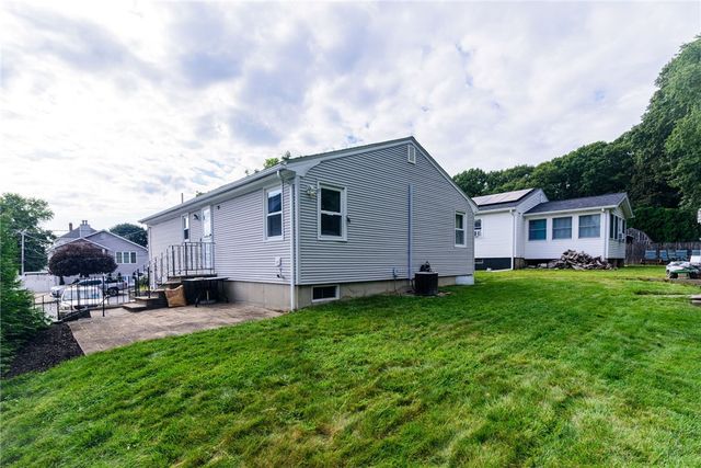 105 Walnut Street, Johnston, RI 02919