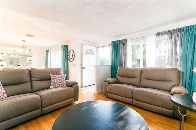 105 Walnut Street, Johnston, RI 02919