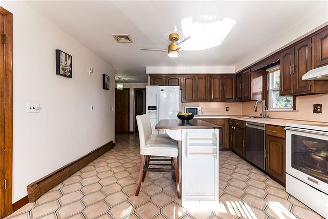 105 Walnut Street, Johnston, RI 02919