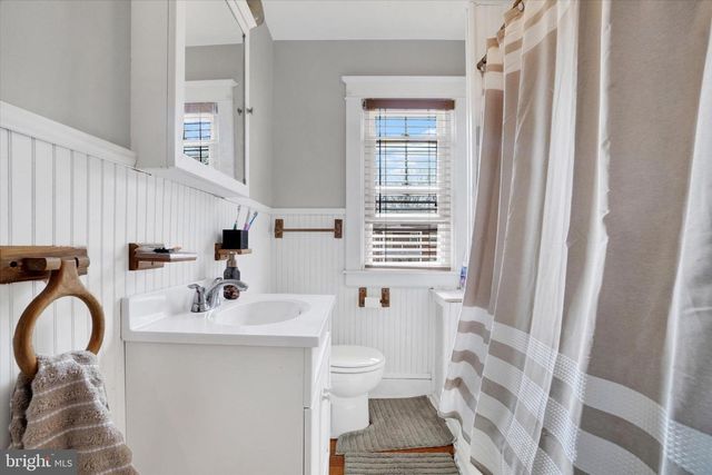 827 VIRGINIA AVE, York, PA 17403