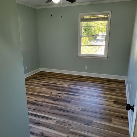 416 Pine Hill Road, Saint Matthews, SC 29135