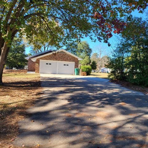 416 Pine Hill Road, Saint Matthews, SC 29135