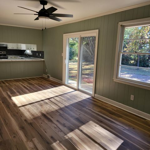 416 Pine Hill Road, Saint Matthews, SC 29135