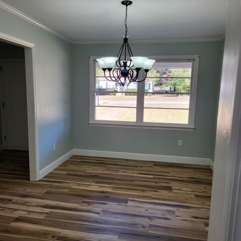 416 Pine Hill Road, Saint Matthews, SC 29135