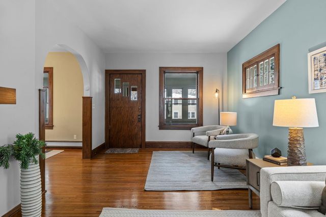 3416 Holmes Avenue S, Minneapolis, MN 55408