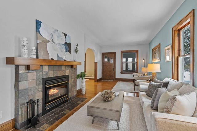 3416 Holmes Avenue S, Minneapolis, MN 55408