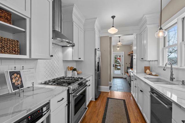 3416 Holmes Avenue S, Minneapolis, MN 55408