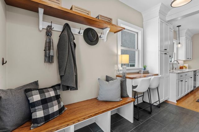 3416 Holmes Avenue S, Minneapolis, MN 55408