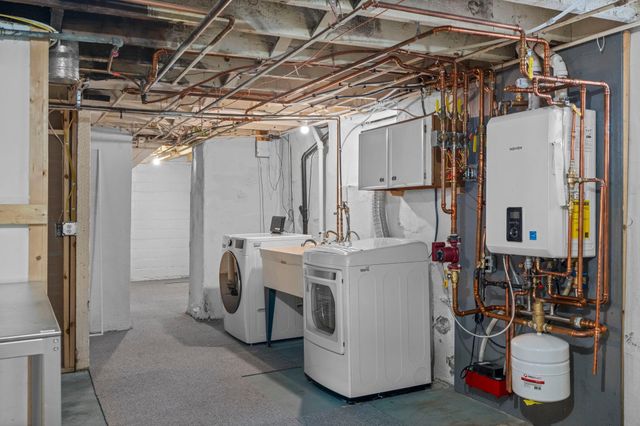 3416 Holmes Avenue S, Minneapolis, MN 55408