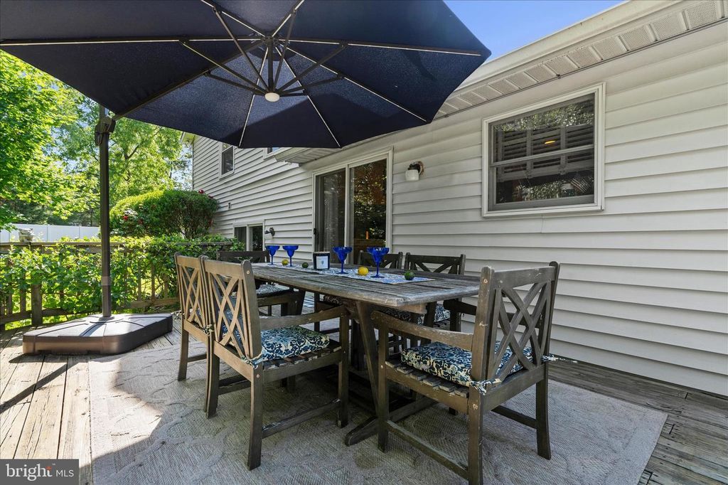 Image 42 of property listing at 13 BLAKE CT, Reisterstown, MD 21136