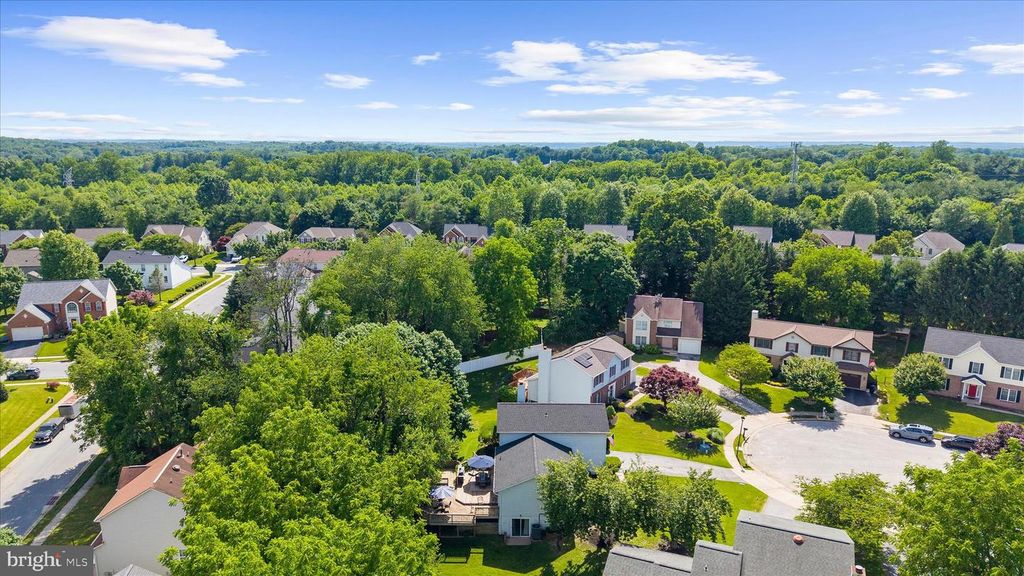 Image 59 of property listing at 13 BLAKE CT, Reisterstown, MD 21136