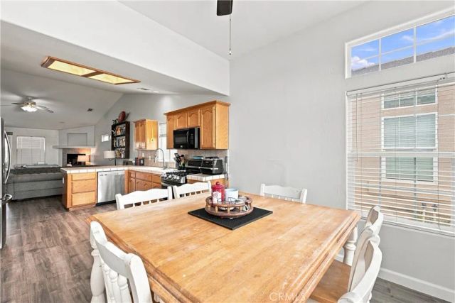 231 Winter Meadow, Bakersfield, CA 93308