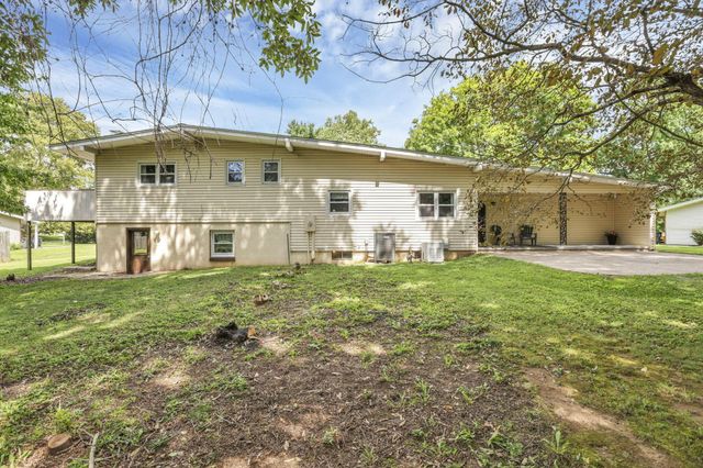 2185 Sunnyhill Drive NE, Lancaster, OH 43130