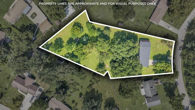 2185 Sunnyhill Drive NE, Lancaster, OH 43130