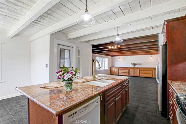 3986 Christina, Chino, CA 91710