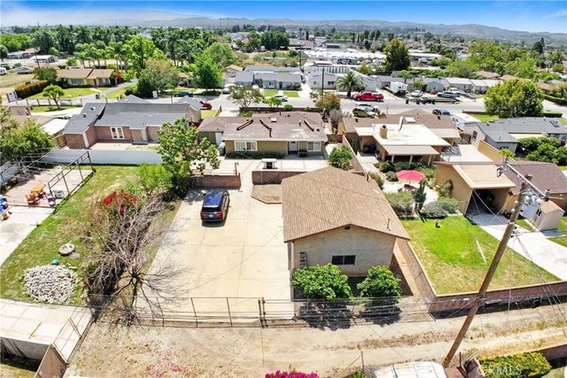 3986 Christina, Chino, CA 91710