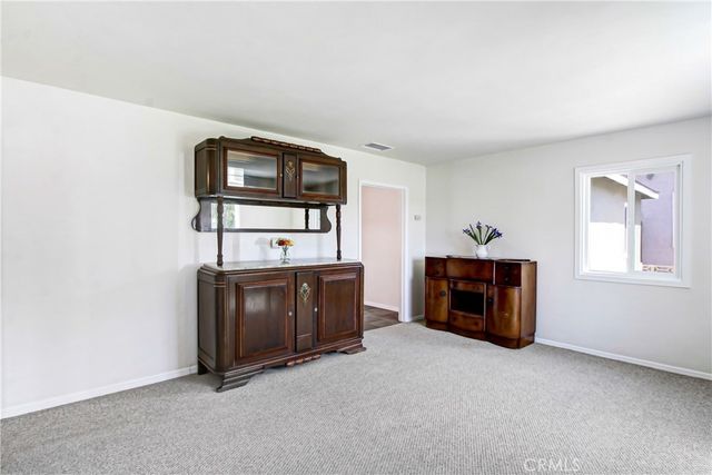 3986 Christina, Chino, CA 91710
