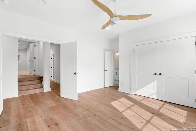 817 Garraty, Terrell Hills, TX 78209