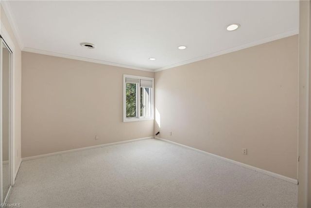 1911 La Vista Drive, High Point, NC 27265