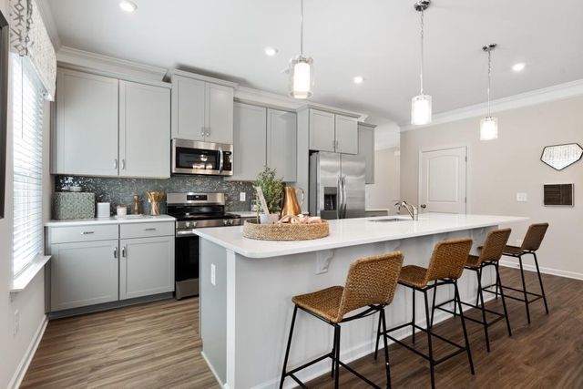 32 Thedford Drive, Hoschton, GA 30548