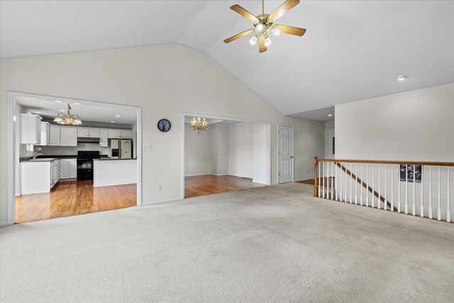 4200 CEDAR CREST LN, Columbia, MO 65203