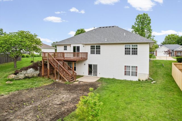 4200 CEDAR CREST LN, Columbia, MO 65203