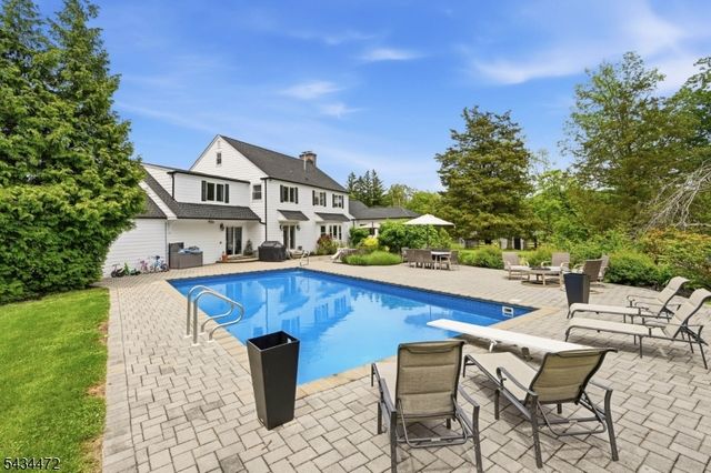 10 Deer Ridge Rd, Bernards Twp., NJ 07920