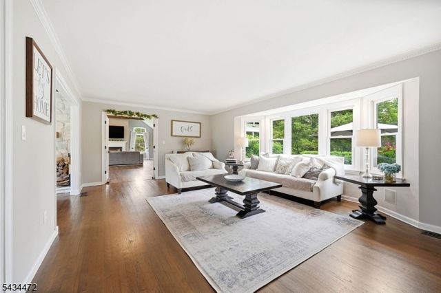 10 Deer Ridge Rd, Bernards Twp., NJ 07920